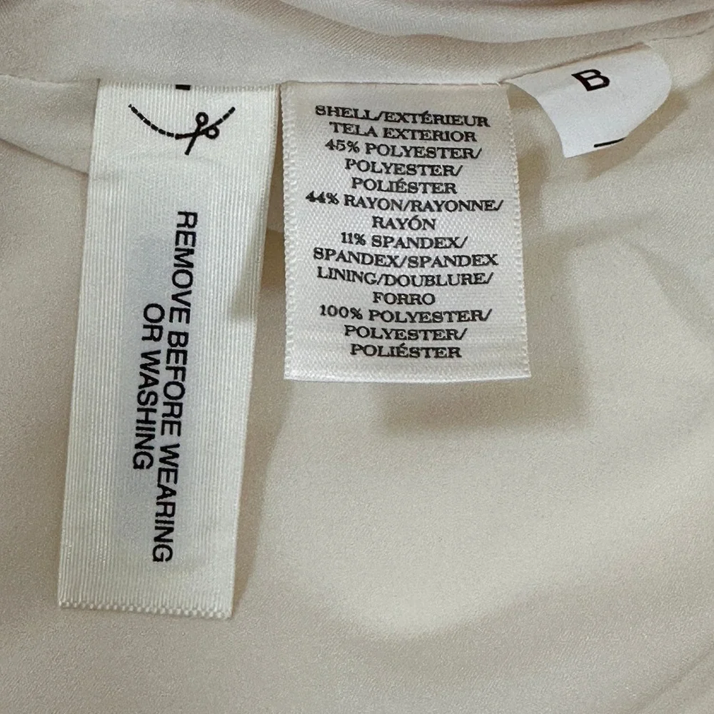 Ann Taylor Loft Wrap Mini Skirt Women Size 0‎ Ivory Button Detail